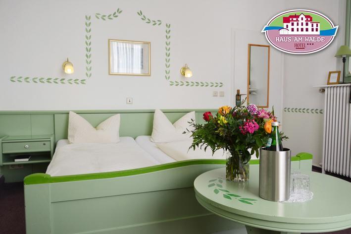 Haus Am Walde Hotel บาด ฟาลลิงบอสเทล ภายนอก รูปภาพ